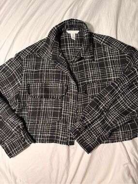 H&M Black and White Plaid Cropped Jacket